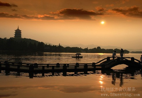 寶石流霞_寶石流霞旅游活動(dòng)策劃咨詢-杭州伍方會(huì)議服務(wù)有限公司